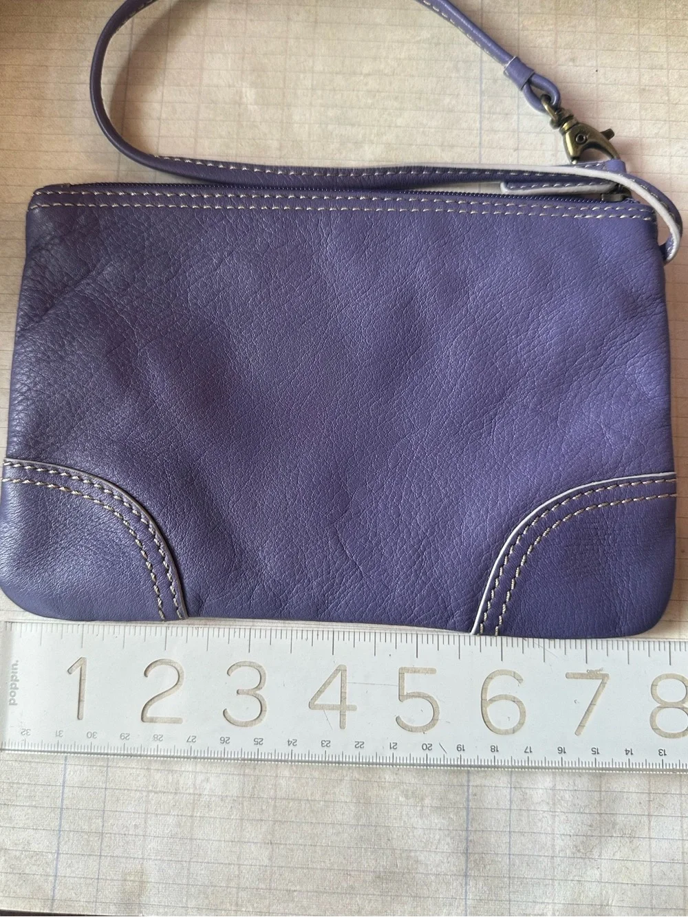 Levenger Zip Top Leather Wristlet